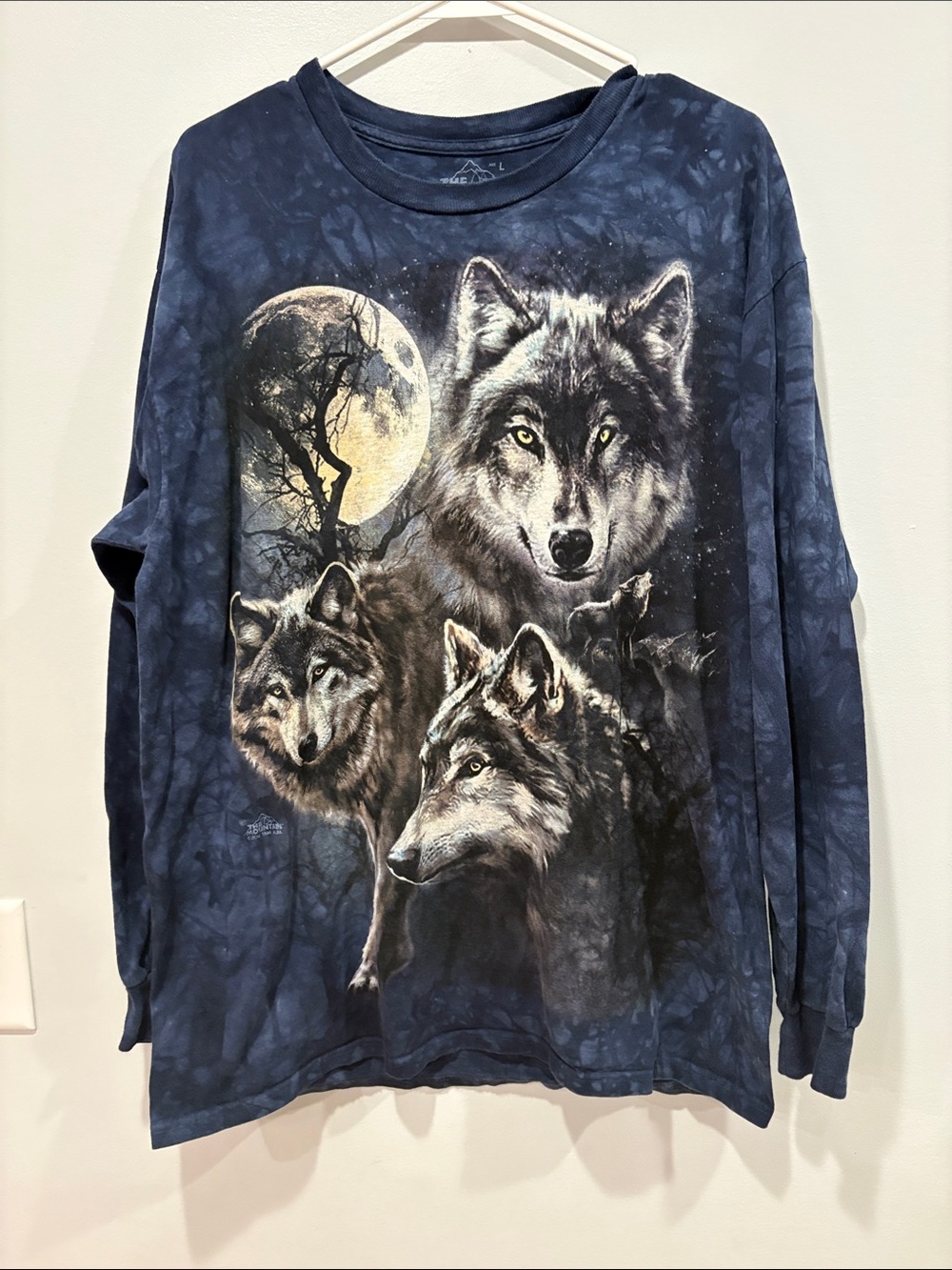 The Mountain Navy Blue Wolf Pack Long-Sleeve Tee ptp 23